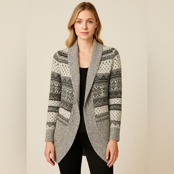 L.L. Bean Sweaters - L.L. Bean Black and White Sweater Cardigan